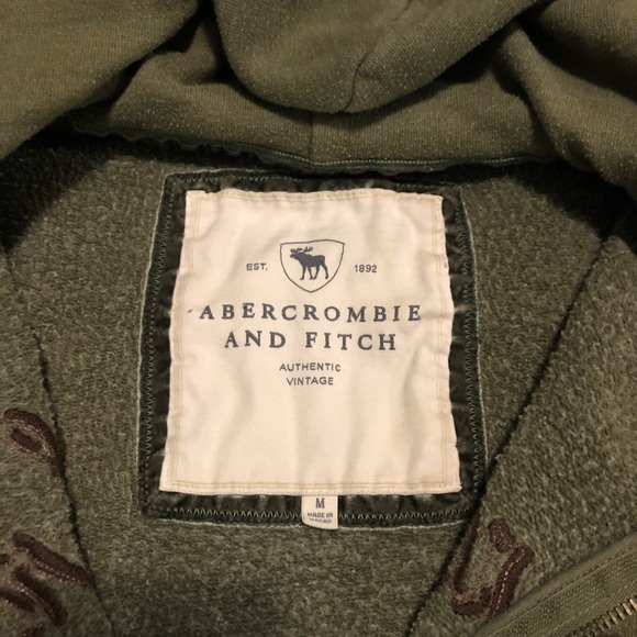 Abercrombie and Fitch sweater - Picture 2 of 4